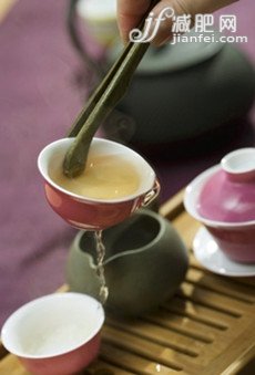 常喝養(yǎng)生瘦身綠茶 小腹贅肉甩得快