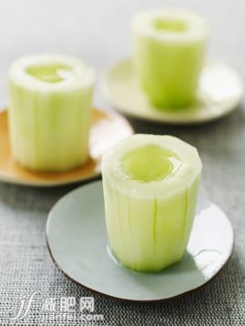 射擊,飲料,含酒精飲料,夏天,黃瓜_567158331_Cucumber Shot_創(chuàng)意圖片_Getty Images China