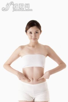 室內(nèi),影棚拍攝,白色背景,人,20到24歲_0baa45d6d_穴道,中醫(yī),美人_創(chuàng)意圖片_Getty Images China