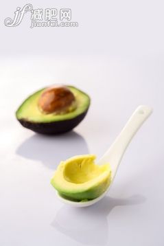 乳油木,切,圓形,暗色,黃色_19796224b_挖牛油果_創(chuàng)意圖片_Getty Images China