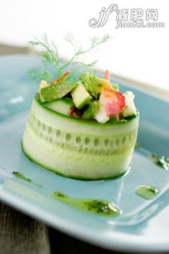 食品,飲食,沙拉,餐館,蔬菜_109724343_Cucumber Avocado Salad_創(chuàng)意圖片_Getty Images China