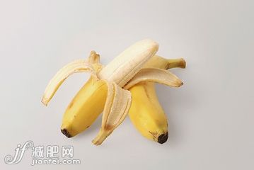 香蕉,食品,水果,外殼,無人_gic10344003_Peeled banana on white background_創(chuàng)意圖片_Getty Images China 香蕉,食品,水果,外殼,無人_gic10344003_Peeled banana on white background_創(chuàng)意圖片_Getty Images China