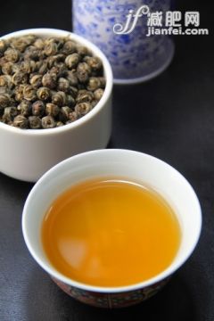 飲食,容器,影棚拍攝,熱飲,茶葉_498162667_Oolong tea_創(chuàng)意圖片_Getty Images China