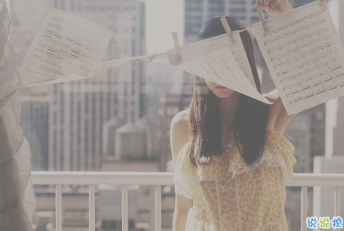 關(guān)于愛情中的失望和難受的說說帶圖片 失望攢夠了我自然會走15