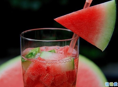 青春文藝說(shuō)說(shuō)帶圖片大全唯美 感情經(jīng)得起風(fēng)雨也要經(jīng)得起平凡9