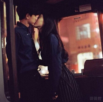 關(guān)于愛情的說說帶圖片6