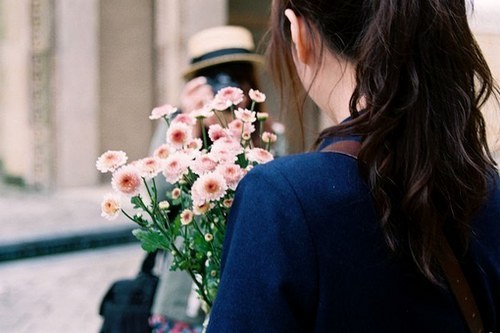 美到讓人窒息的超唯美說說帶圖片 我總是躲在夢(mèng)與季節(jié)的深處11