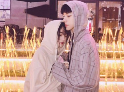 抖音網(wǎng)紅搞笑情話說說帶圖片 很有意思的情話短句6