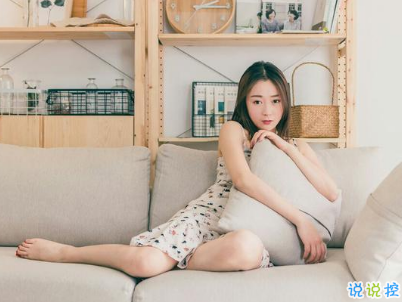 愛情經(jīng)典語錄傷感大全帶圖片 與愛情有關(guān)的說說經(jīng)典透徹11