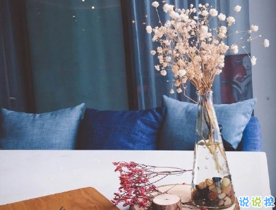 最新愛情傷感的話配圖 錯(cuò)過一個(gè)人的傷感句子15