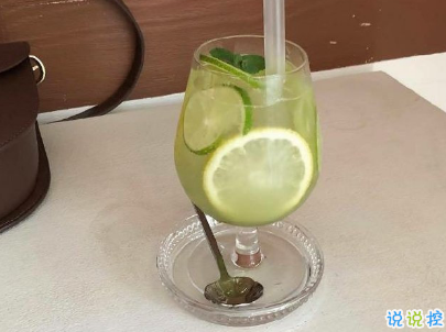 最新愛情傷感的話配圖 錯(cuò)過一個(gè)人的傷感句子3