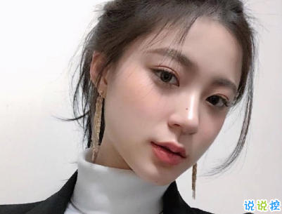 朋友圈經(jīng)典愛情說說帶圖片 你若一直在我便一直愛7