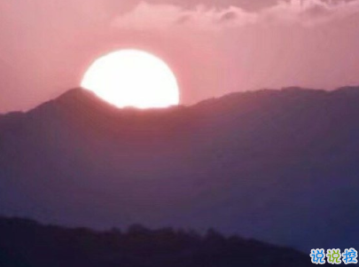 文藝經(jīng)典語錄帶圖片 適合女生的簡單文藝風(fēng)說說14