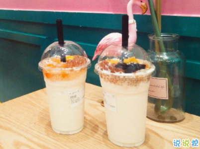 發(fā)朋友圈的潮流句子帶圖片 今年很火的金句高逼格9