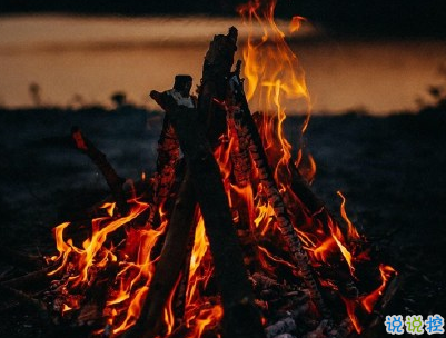 人生感悟簡(jiǎn)短經(jīng)典句子配圖 決定你命運(yùn)的是自己5