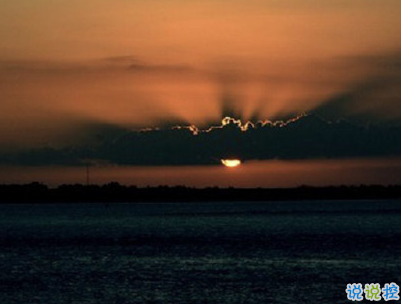 看日出日落的心情說說帶圖片 欣賞日出日落的句子3