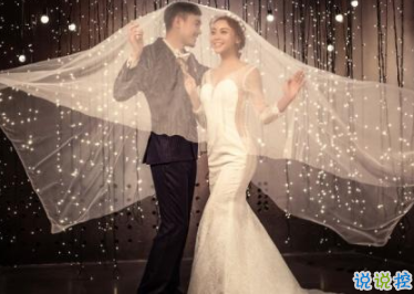 曬婚紗照配什么文字 曬婚紗照的說(shuō)說(shuō)幸福有創(chuàng)意1