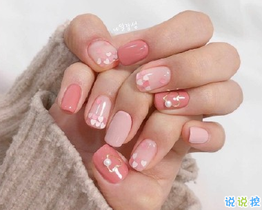 美甲怎么發(fā)朋友圈說說 曬美甲的說說簡單個(gè)性帶圖片5