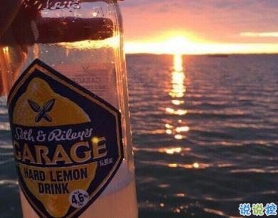 失眠朋友圈文案帶圖片 四下無(wú)人的夜最想聽(tīng)你的晚安12