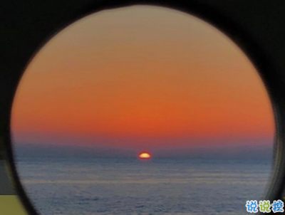 愛而不得悲傷文案 遺憾錯(cuò)過的感情句子配圖3