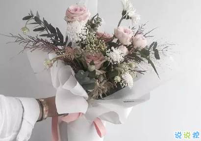 愛情說說太經(jīng)典了 愛情觀念經(jīng)典語(yǔ)錄2