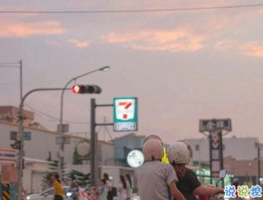 讓人心疼的傷感說說 心里不好受難過說說2