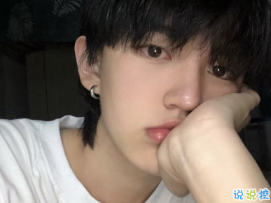 成熟男經(jīng)典語錄 男生經(jīng)典說說句子合集1