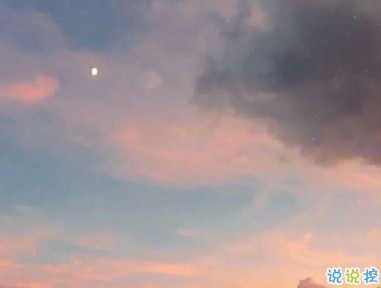 朋友圈經(jīng)典說說大全 做一個溫暖的人不卑不亢清澈善良2