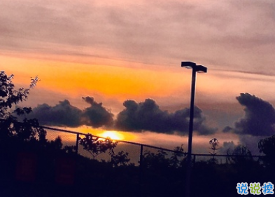 一句話(huà)說(shuō)說(shuō)簡(jiǎn)短獨(dú)特 引人點(diǎn)贊的心情句子2