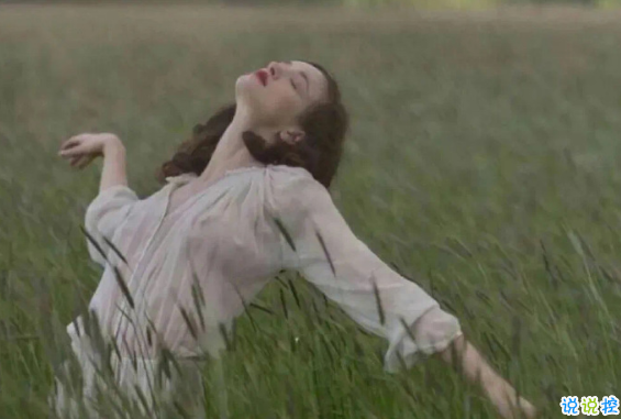 2020傷感郁悶文藝范難過說說 車和車是相讓人和人是錯過15