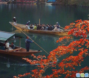 最新秋季唯美詩意文藝個(gè)性說說 可以去追逐星星但做自己的太陽 ????2