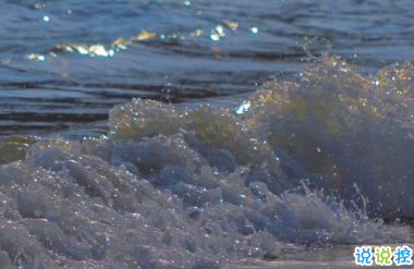 最新傷感唯美個(gè)性簡(jiǎn)短詩(shī)意說(shuō)說(shuō) 年華虛度空有一身疲倦14