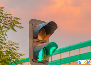 讓你瞬間長大的經(jīng)典語錄 回憶里就只剩下溫暖片段了9