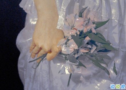 高情商短句發(fā)朋友圈 醉眼看人間人人都溫柔1