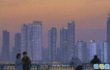 關(guān)于秋天的唯美句子 疊穿的季節(jié)就來了12