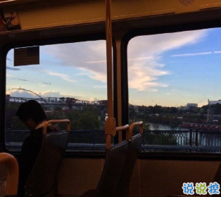 關(guān)于宇宙的極致浪漫句子 宇宙從有序到無(wú)序暫時(shí)經(jīng)歷的一個(gè)過(guò)程6