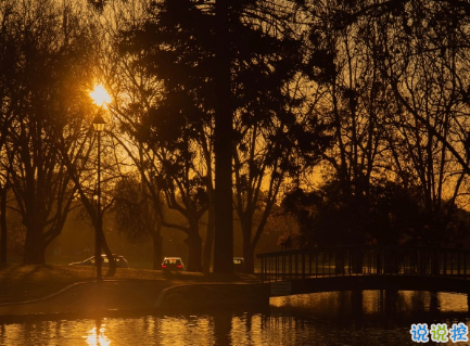 甜蜜的給情侶留言的句子 你來(lái)的話日子會(huì)甜一點(diǎn)2