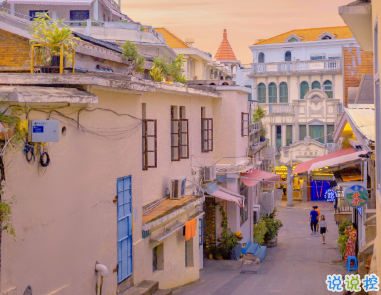 無(wú)關(guān)愛(ài)情且溫柔的文案 愛(ài)自己是終生浪漫的開(kāi)始1