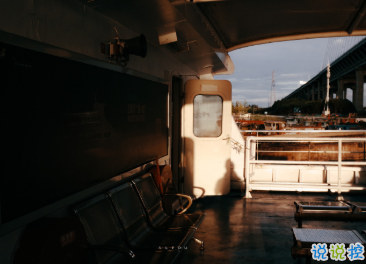 最新收集有關(guān)秋天的句子 切充滿希望溫柔又熱烈1