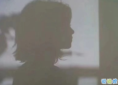 用來表達愛情的詩句 詩意且唯美的句子6