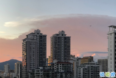 朋友圈一些關(guān)于日常的文案 大家晚上好不好也拉倒1