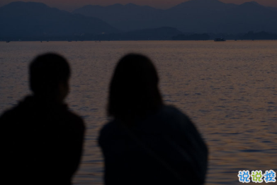 知乎上特別溫柔的文案 垂首思汝汝不知1