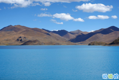 15條浪漫的詩(shī)意愛(ài)情句子 愛(ài)意卻是腦海一閃而過(guò)的善意10