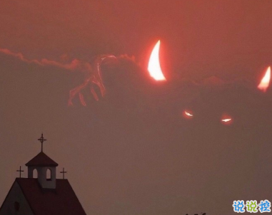 適合深夜時發(fā)的扎心句子 夜晚心酸讓人心痛的句子1