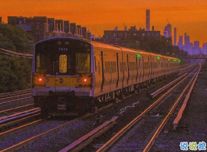 朋友圈點(diǎn)贊率最高的圖片說說 愛是天時(shí)地利的迷信15