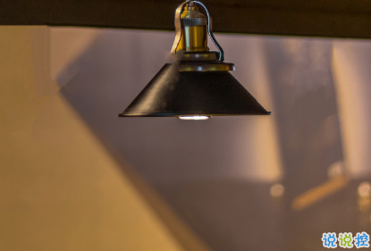 2020天氣轉(zhuǎn)涼微信群候語及關(guān)心話 天氣轉(zhuǎn)涼最溫暖的祝福語1