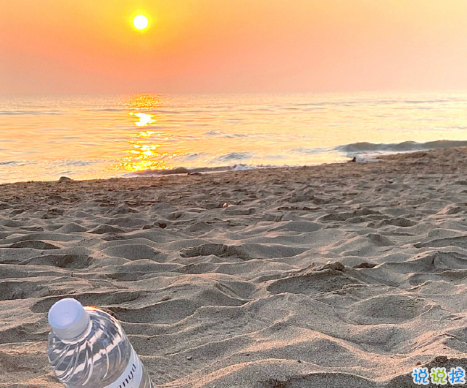 瞬間讓你淚目的傷感語(yǔ)錄 讀起來(lái)充滿故事的句子2