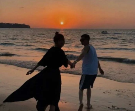 情侶秀恩愛的微信狀態(tài)文案 關(guān)于愛情的情侶微信狀態(tài)句子2