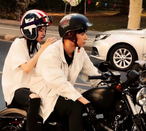 男孩官宣文案溫柔干凈 適合男孩子的文藝官宣文案2