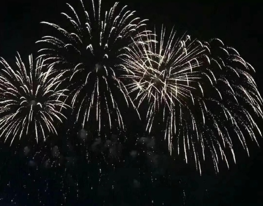 網(wǎng)抑云了文案朋友圈 到點了該網(wǎng)易云了文案2